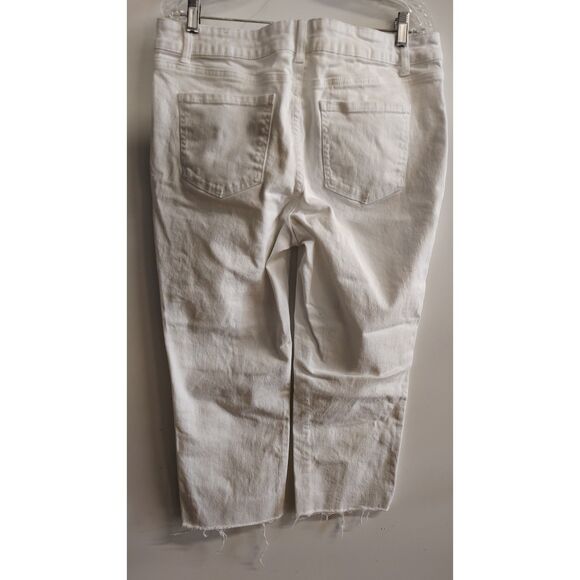 Time and Tru Women's White Mid Rise Button Front Capri Jeans Size 18 - Picture 2 of 6